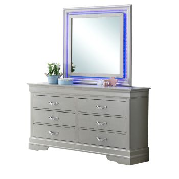 Lorana Dresser, Silver Champagne