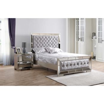 Hollywood Hills Beds Collection