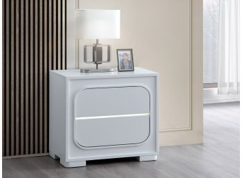 G08590 Nightstand