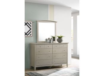 Hammond Dresser, Silver Champagne